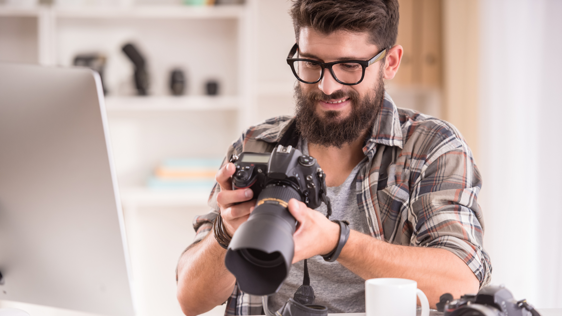 How to Take Candid Photographs